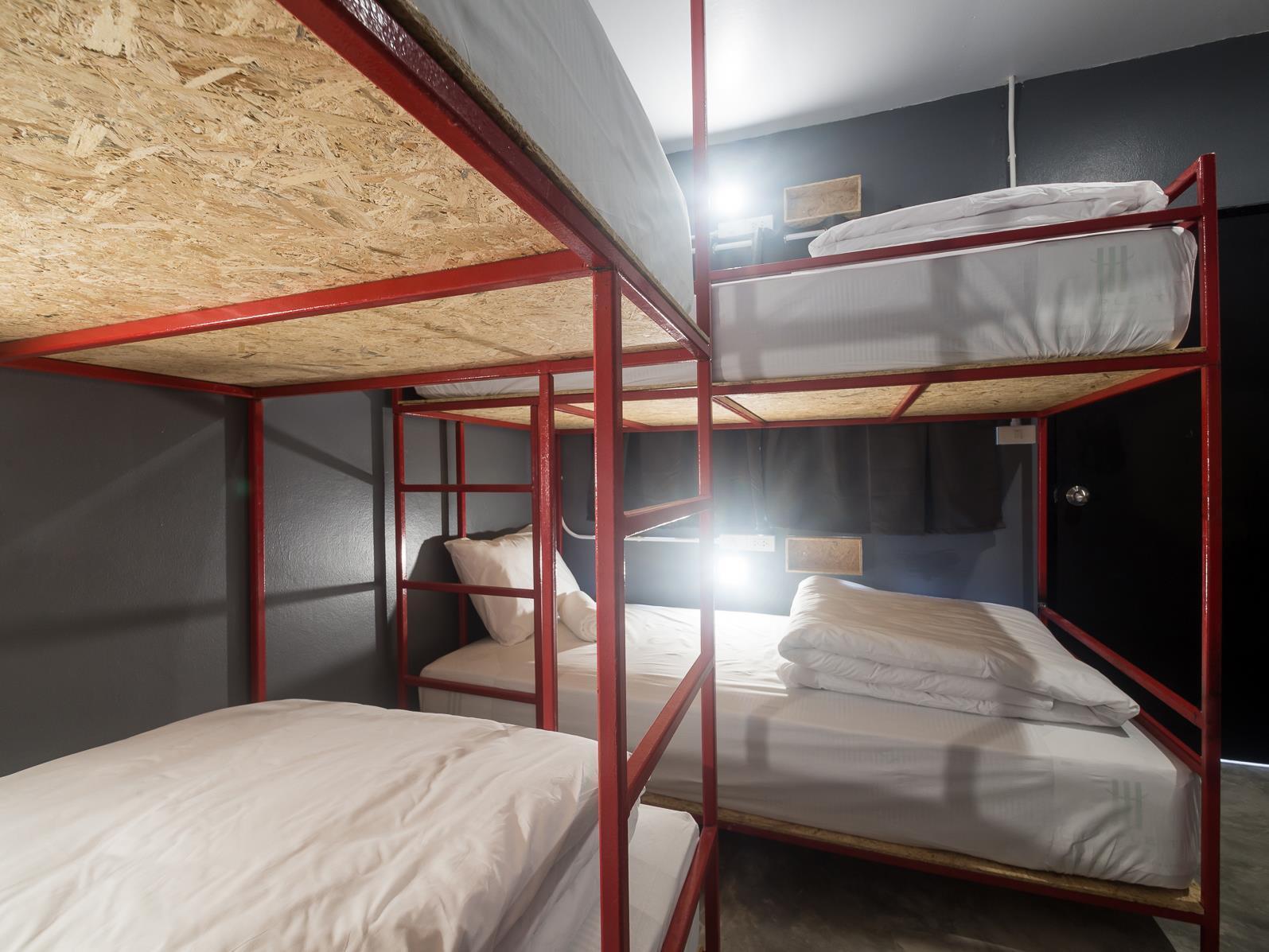 Bed Hostel Phuket Εξωτερικό φωτογραφία