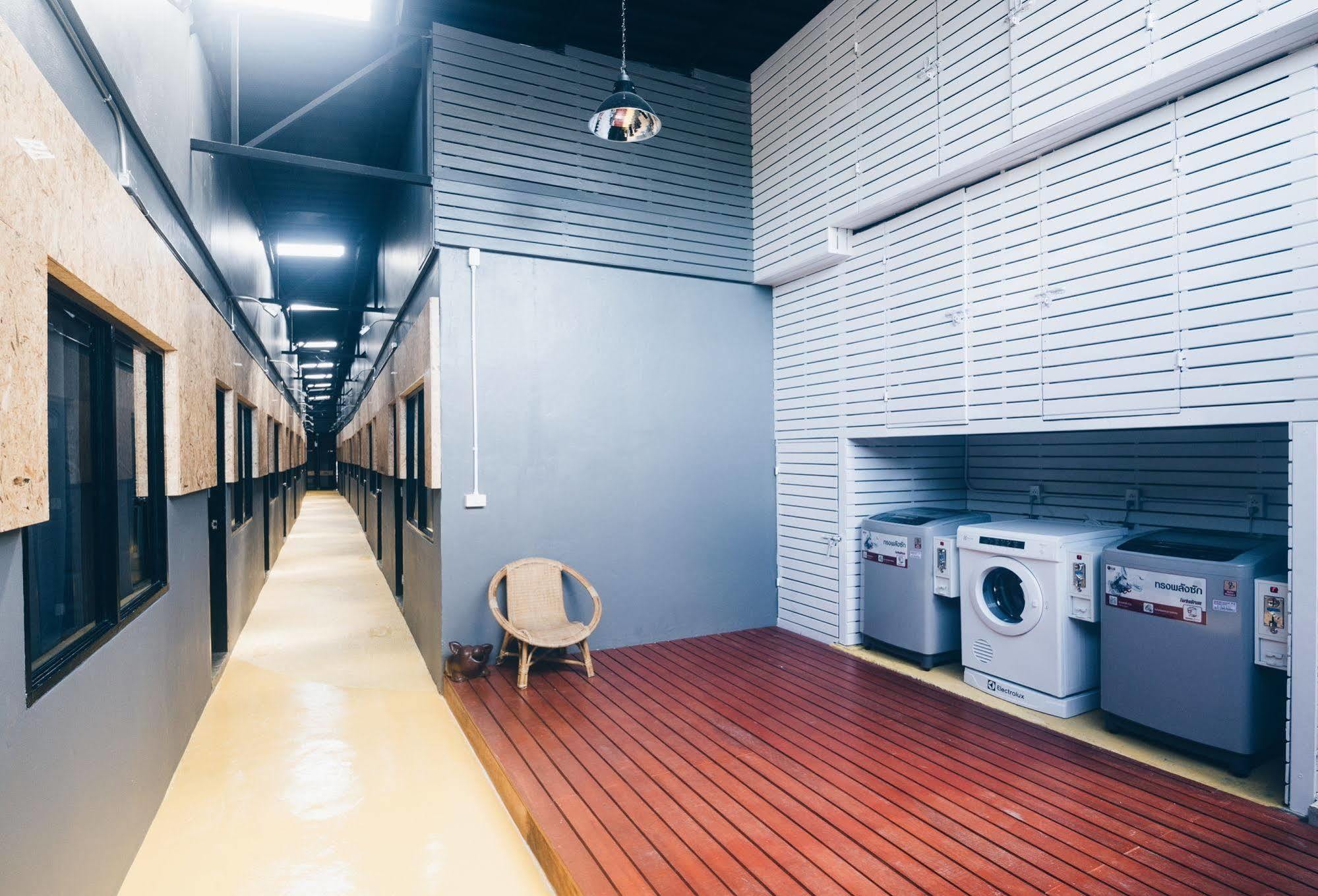 Bed Hostel Phuket Εξωτερικό φωτογραφία