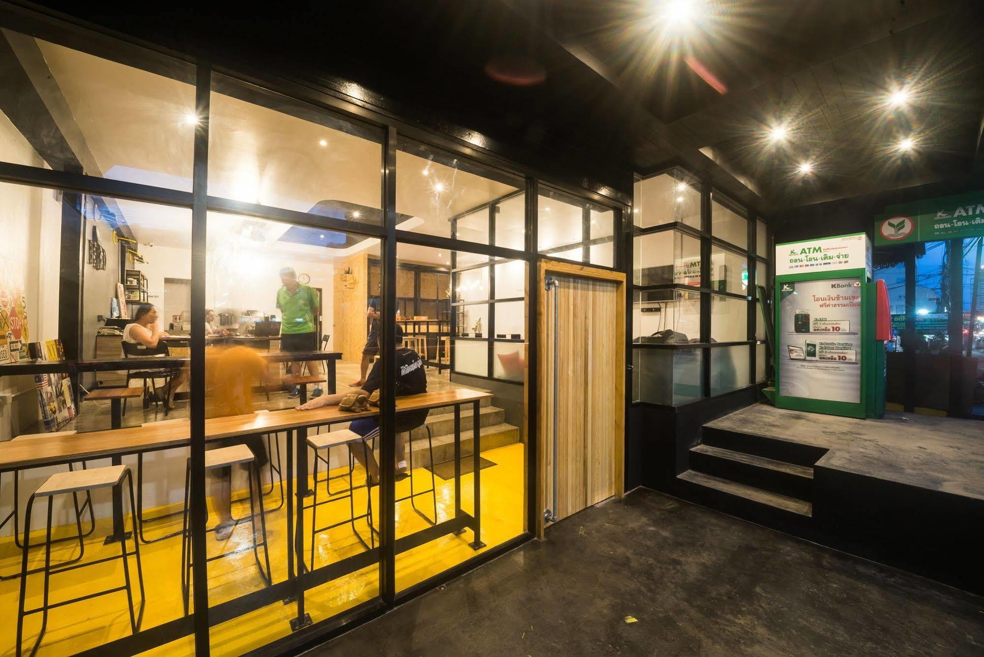 Bed Hostel Phuket Εξωτερικό φωτογραφία