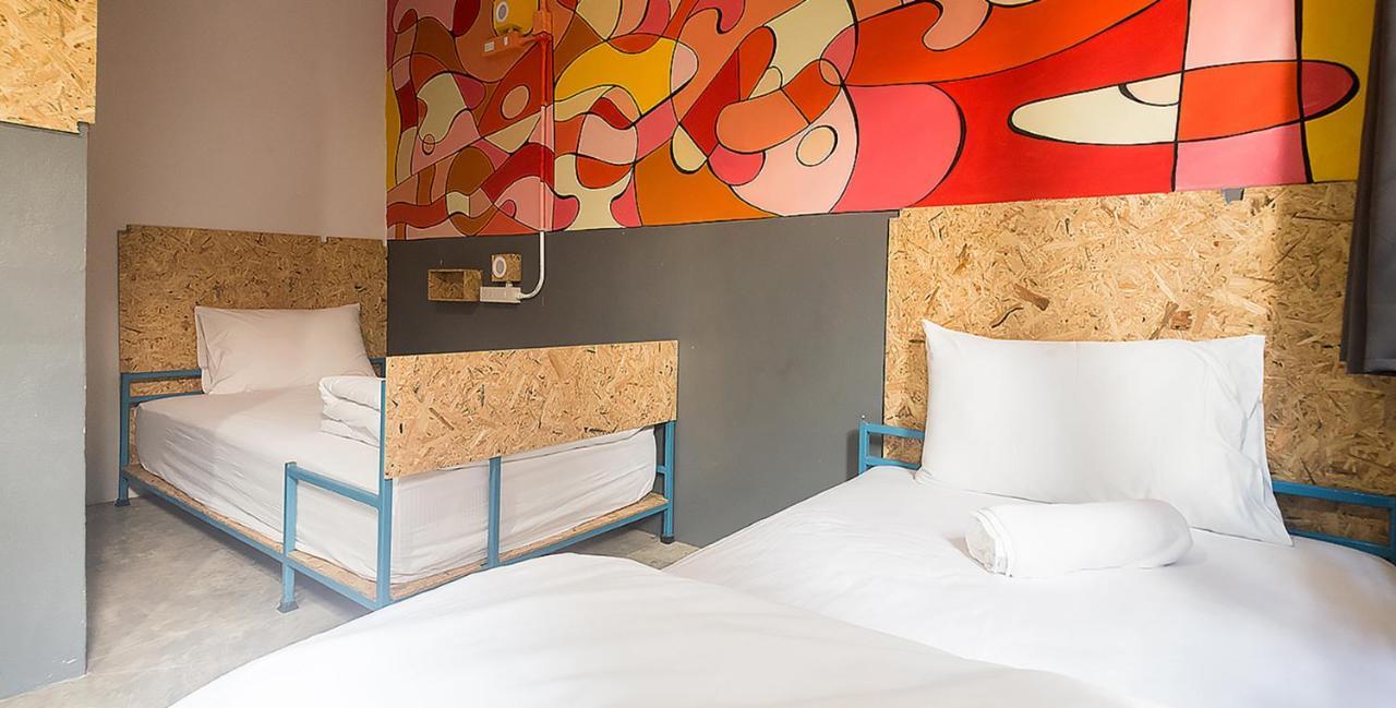 Bed Hostel Phuket Εξωτερικό φωτογραφία