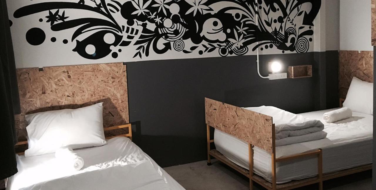 Bed Hostel Phuket Εξωτερικό φωτογραφία