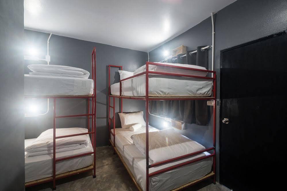 Bed Hostel Phuket Εξωτερικό φωτογραφία